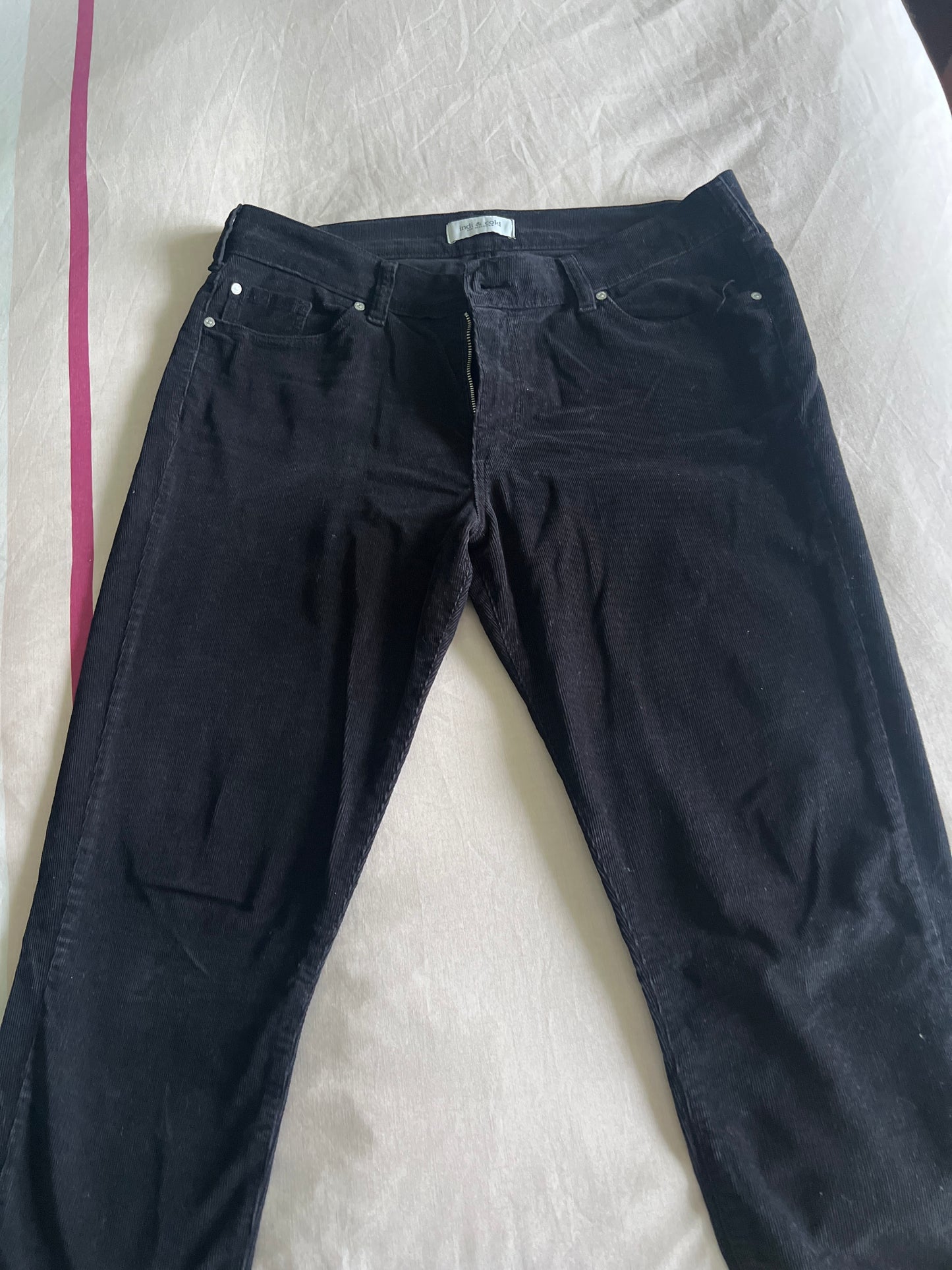 Pantalons en velours côtelé noir