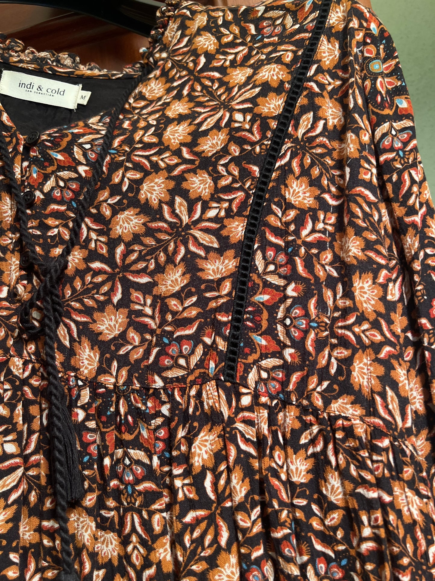 Brown long-sleeve dress