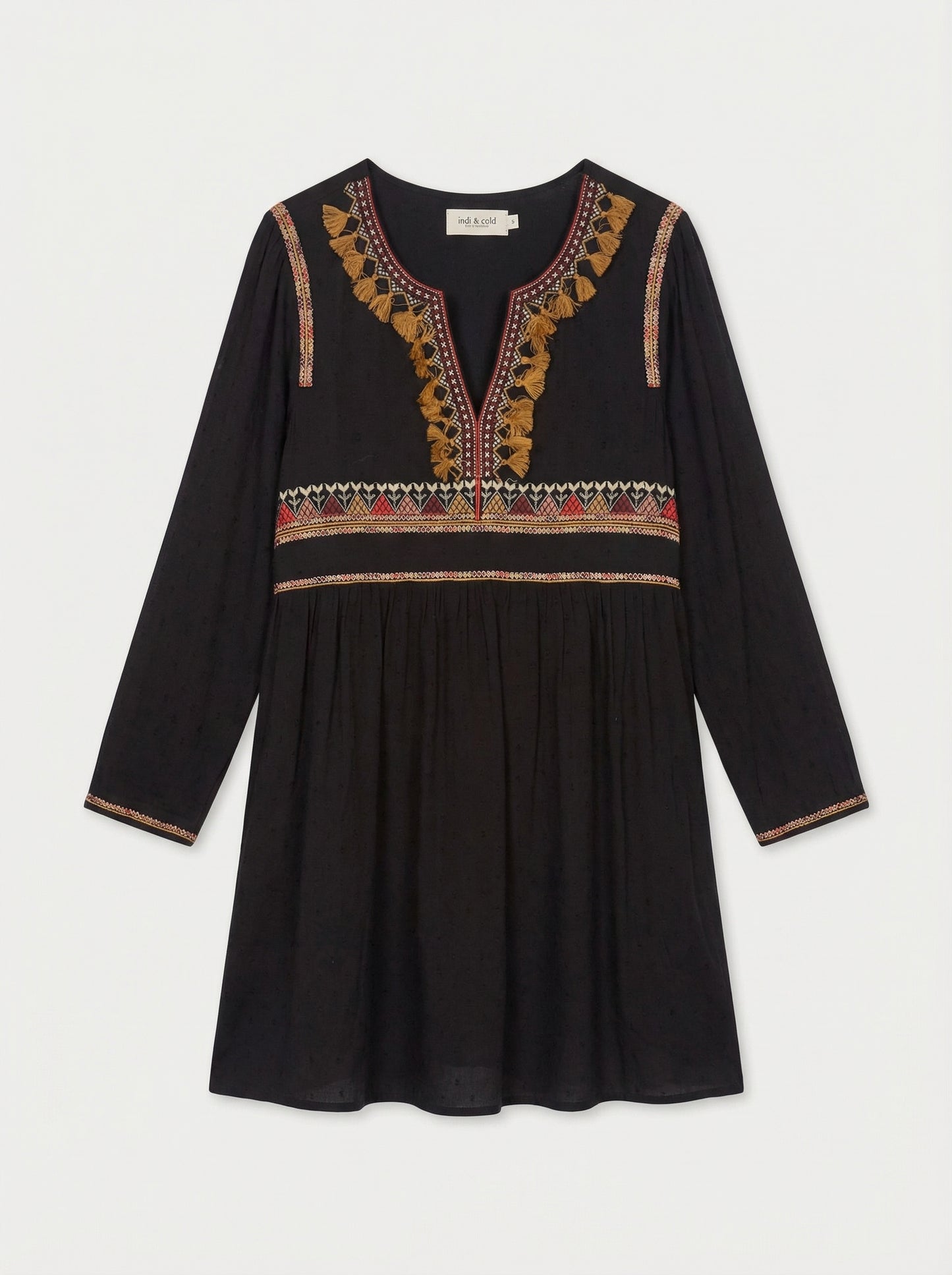 VESTIDO BOHO CON POMPONES